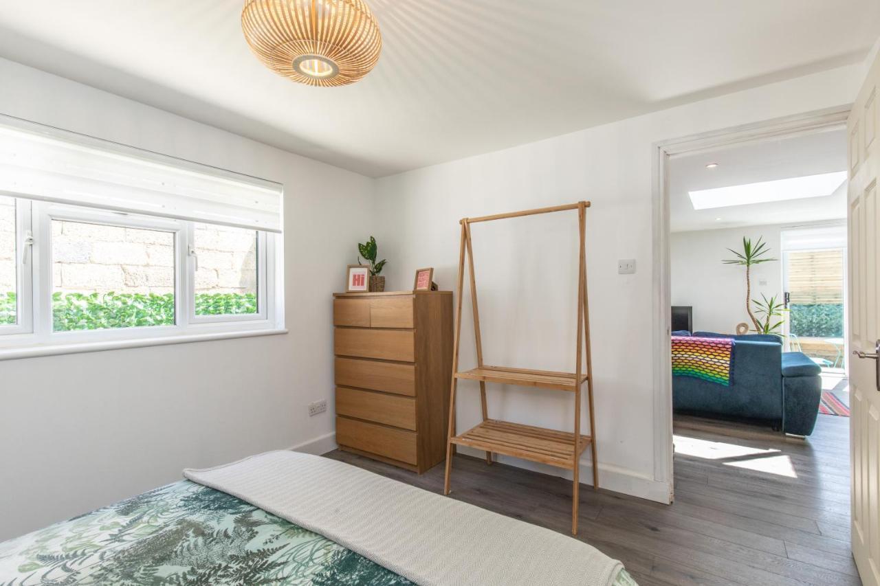 Beach, Hills, Food, Scenic Walks-The Kelp House. Peacehaven Bagian luar foto