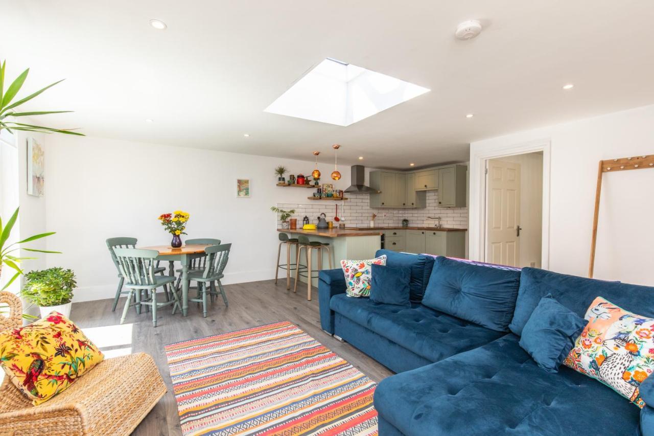 Beach, Hills, Food, Scenic Walks-The Kelp House. Peacehaven Bagian luar foto
